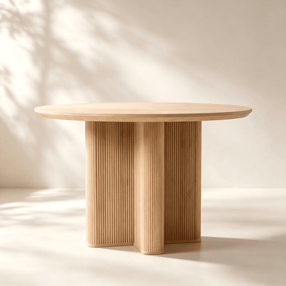 Table de salle à manger ronde sur pied cannelé