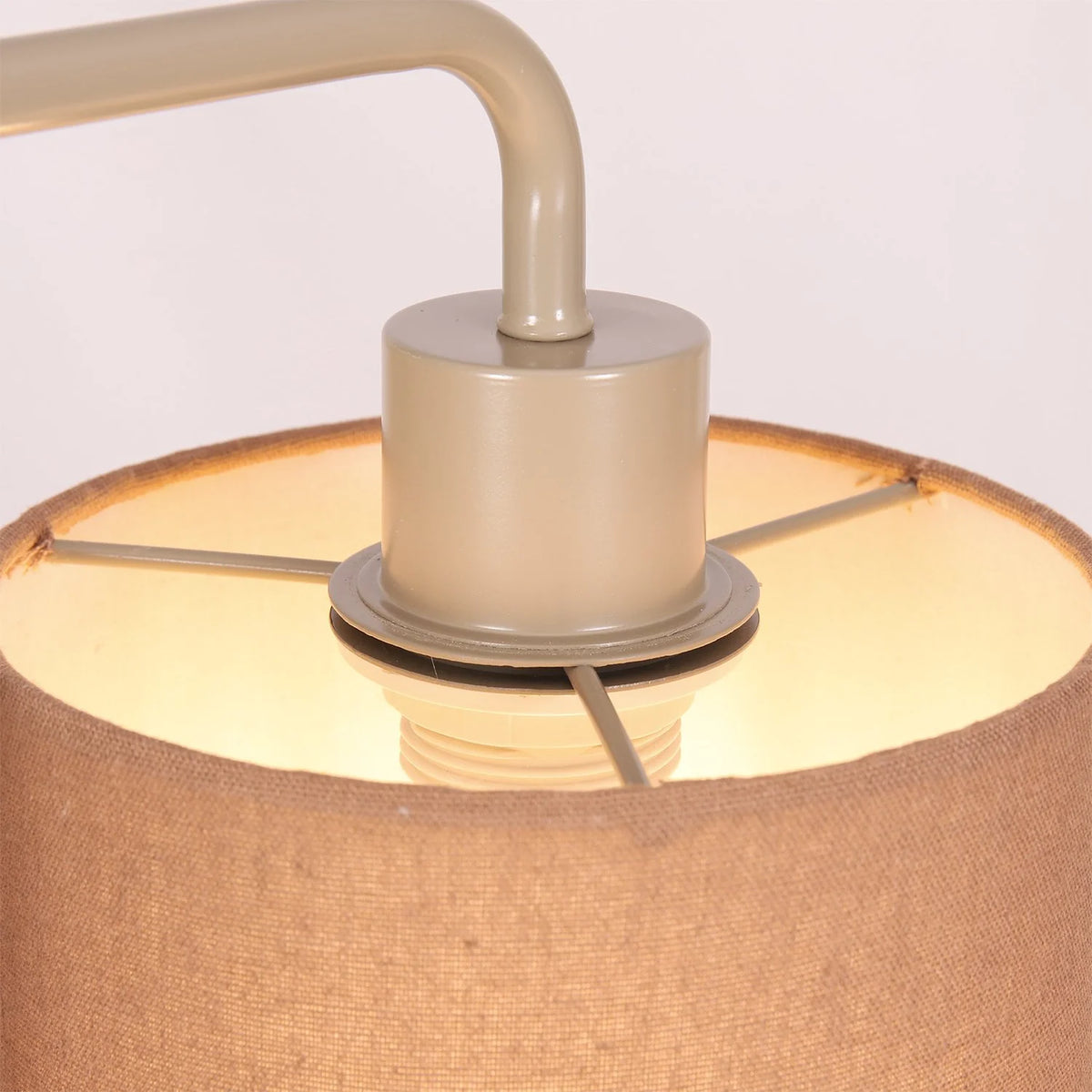 Lampe de table en tissu